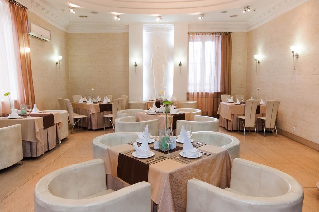 U Fontana Hotel Minsk Bagian luar foto