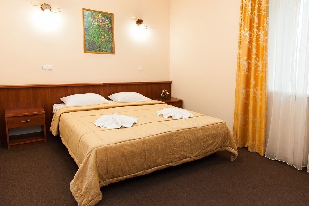 U Fontana Hotel Minsk Bagian luar foto