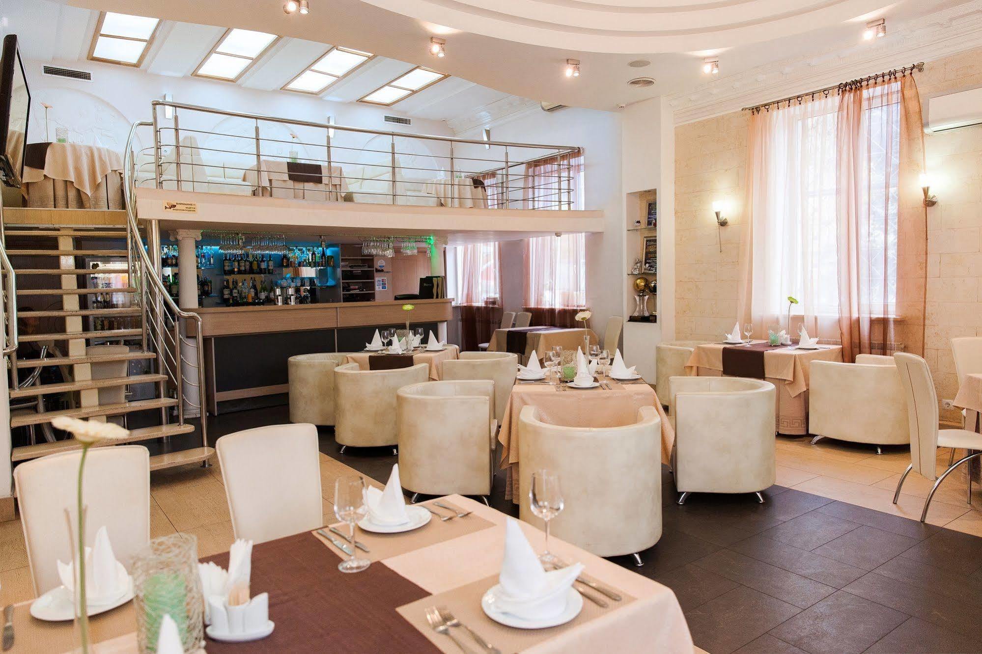 U Fontana Hotel Minsk Bagian luar foto