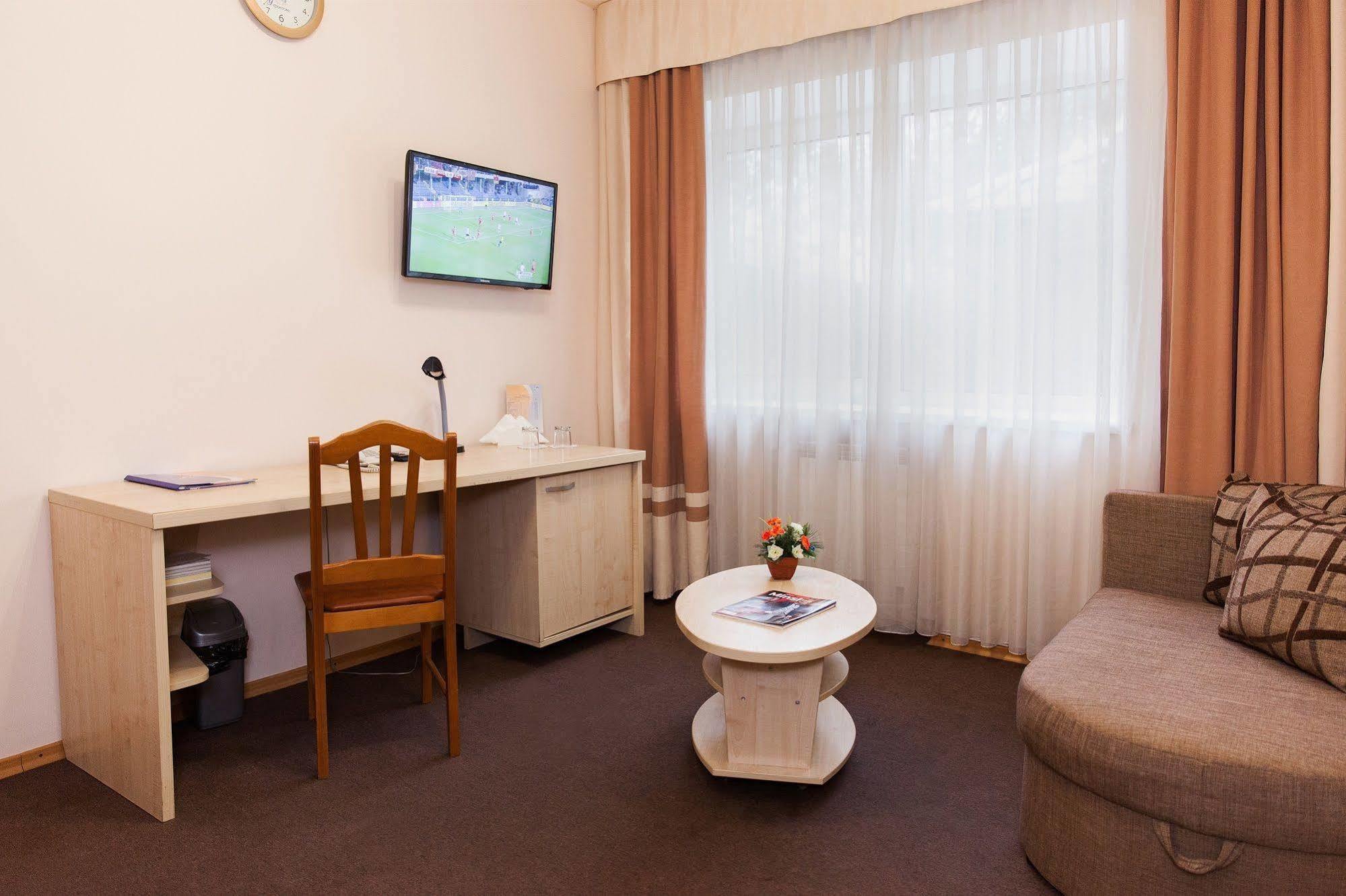 U Fontana Hotel Minsk Bagian luar foto